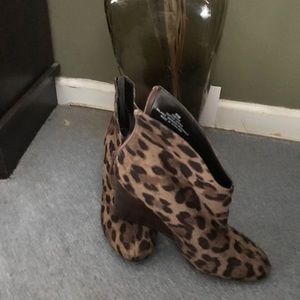 IMPO CHEETAH BOOTIES! Never worn.  Great look!